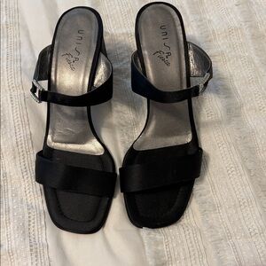Unisa Black Heeled Sandals